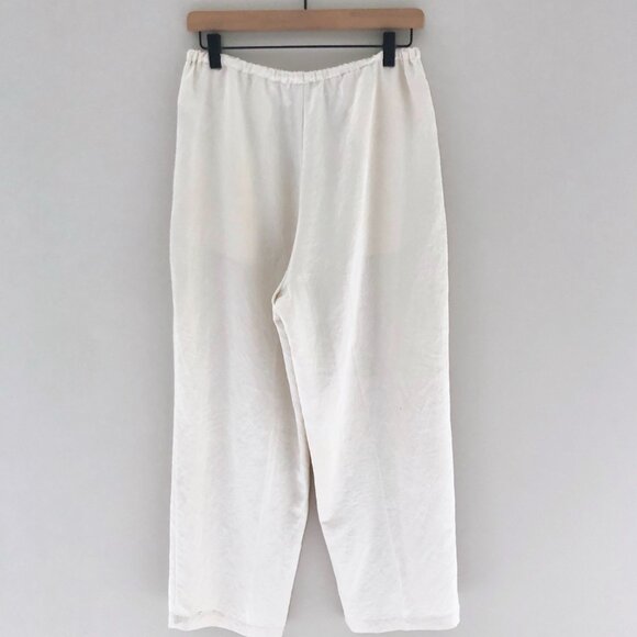 Madewell Pintucked Slim Pull-On Pants in Satin - Picture 3 of 6